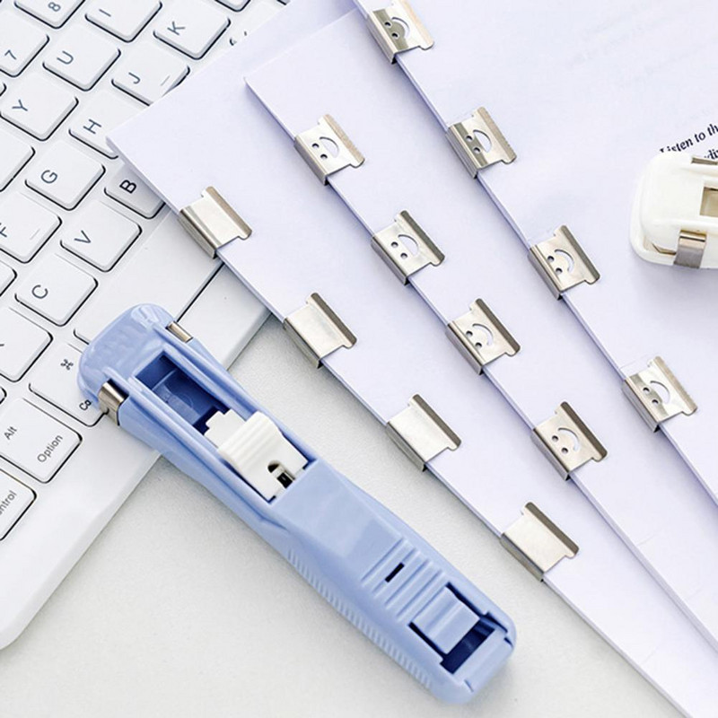 1 szett kapcsos tűző Újrafelhasználható Lyukasztás nélküli kötés műanyag reszelő irodai kellékek kapcsos mappa