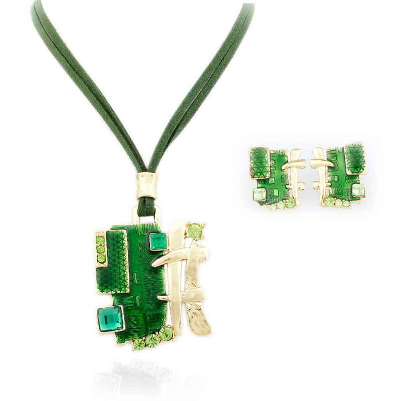 Europos ir Amerikos užsienio prekybos juvelyriniai dirbiniai rankų darbo emaliuoti papuošalai mišrūs partijos lašinantis aliejus perdėtas karoliai ir auskarų rinkinys