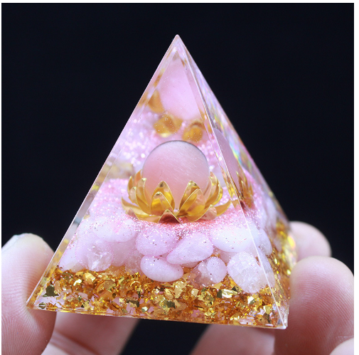 Amazon prekogranična dostava popularna kristalna šljunčana piramida domaća smola ljepilo zanati ukrasi za radnu površinu