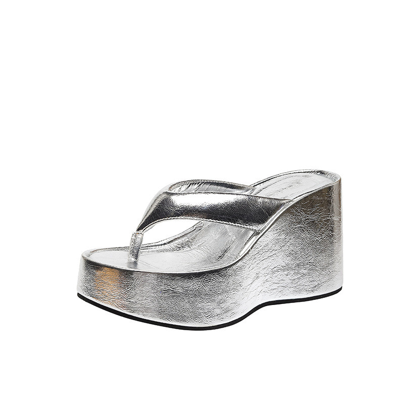 Nove ženske japanke na klin 2024. Ljeto 2024. Gornja odjeća s debelim potplatom na visoku petu Japanke za povećanje visine Modne papuče s platformom Trend