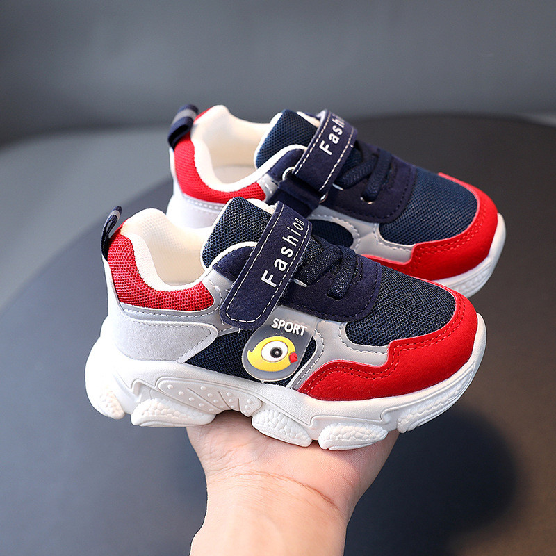 Пролетни и летни мрежести дишащи обувки за момичета за малки и средни деца с мека подметка неплъзгащи се бебешки обувки детски спортни сандали обувки за момче