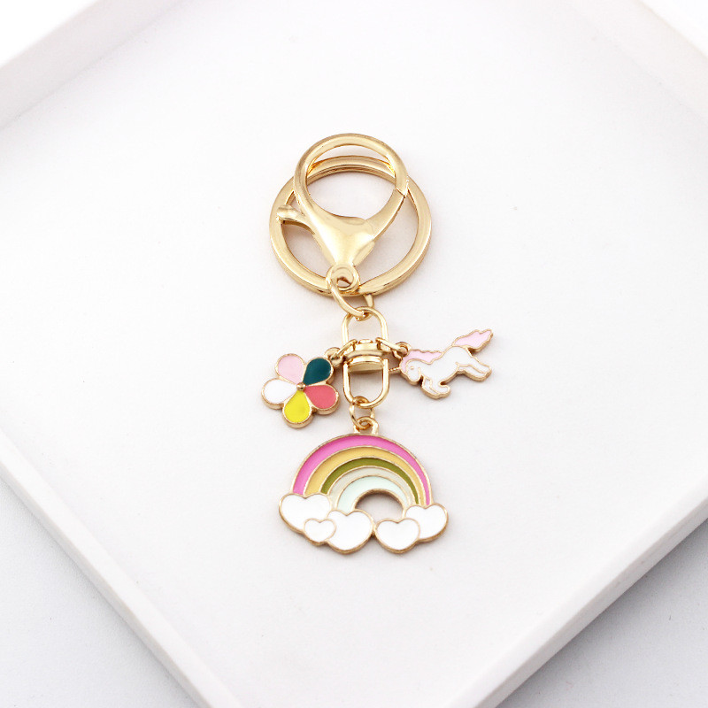 Vienaragio raktų pakabukas mielas gėlių debesis vaivorykštės metalo lašinamas aliejus raktų pakabukas Kūrybinis krepšio pakabukas