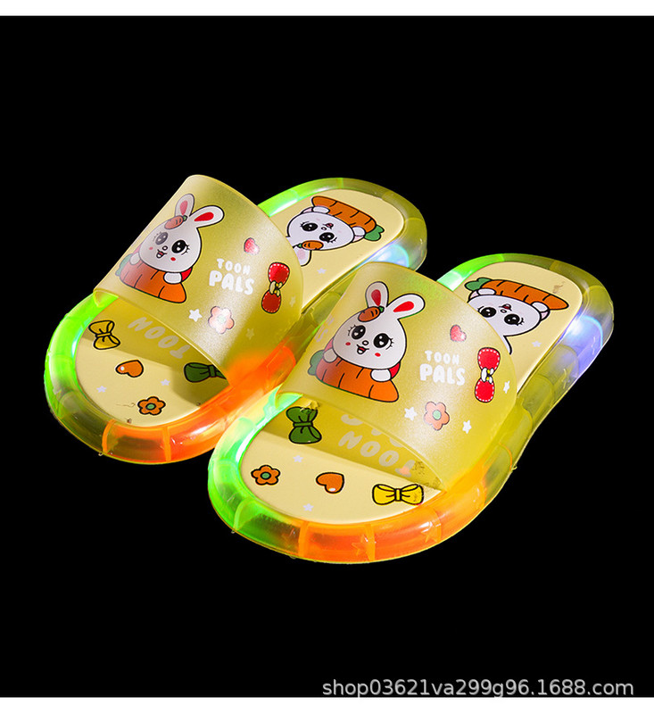 Izzó, internetes hírességek divattrendjei gyerekeknek, 2023. Aranyos és színes, ragyogó egyszarvú papucs férfiaknak és nőknek