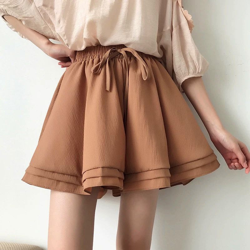 Tavaszi és nyári női rövidnadrág 2023 nyár új sifon koreai stílusú, bő és vékony, széles szárú diáknadrág