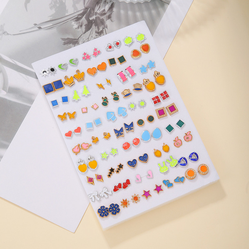 Малки пресни 50 чифта малки обеци за креативни студентки обеци с цветя звезда комплект обеци