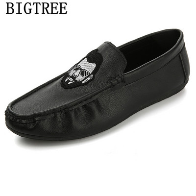 Loafers Meeste kingad Nahk mustad vabaajajalatsid Meeste valged Luksuslikud meeste kingad Mood Sepatu Slip On Pria Heren Schoenen Buty Meskie