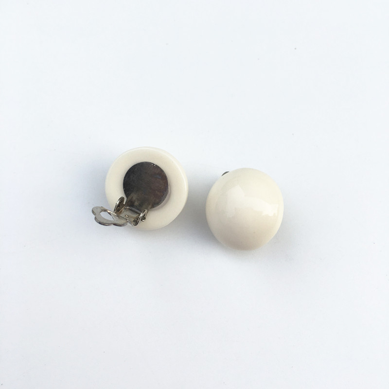 Retro naušnice s nitnama Šareni gumbi Poluokrugle kuglice Djetinjasto smiješne japanske naušnice Slatke jednostavne univerzalne kopče za uši