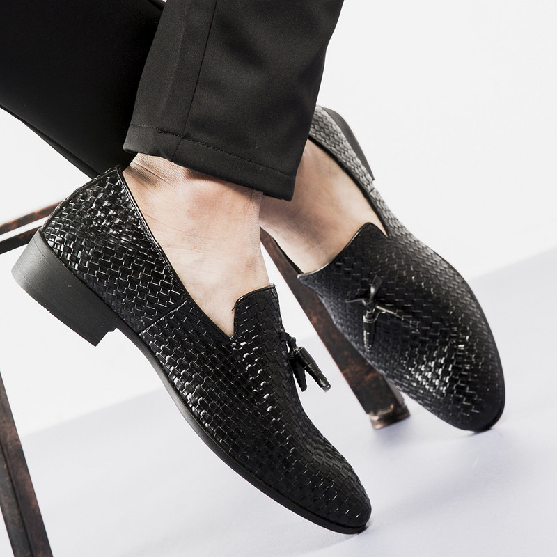 Обувки Aofu Черни мъжки тъкани обувки с голям размер 3701 Трансгранични обувки за шофиране Кожени обувки