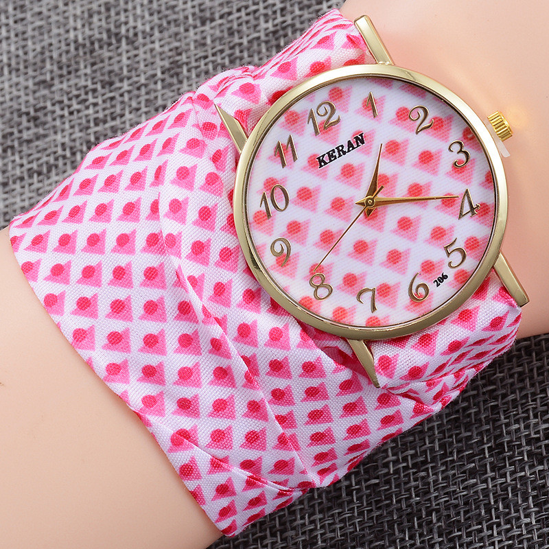 Novi vruće prodavani sat s platnenim remenom za žene, modni kvarcni sat u korejskom stilu s cvjetnim uzorkom, navijanje, izravna tvornička prodaja