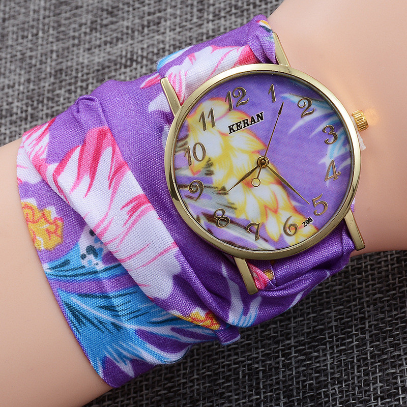 Novi vruće prodavani sat s platnenim remenom za žene, modni kvarcni sat u korejskom stilu s cvjetnim uzorkom, navijanje, izravna tvornička prodaja