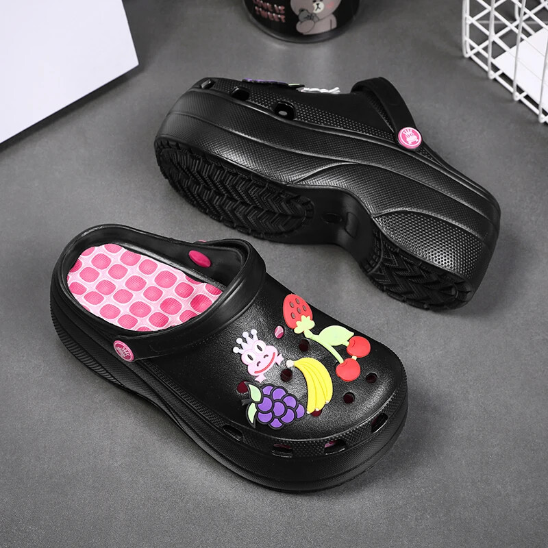 Дамски летни чехли Външни плажни сандали с дебела платформа Вътрешни нехлъзгащи се клинове Обувки със сабо Модни дамски пързалки Плюс размер 35-42