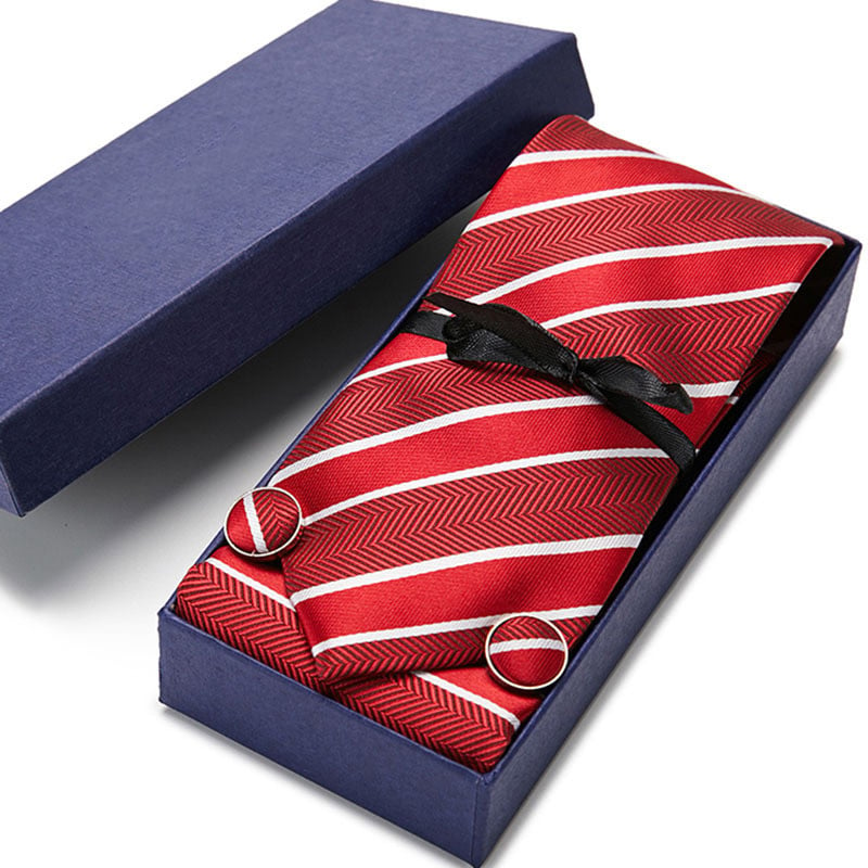 Aktuálisan eladó európai és amerikai nyakkendők, finom vőlegény esküvői öltöny kiegészítők, kézzel megkötött férfi hivatalos nyakkendők raktáron