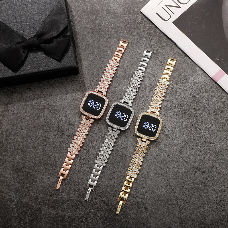 Set de ceasuri cu brățară cu diamante în stil activ cu diamante