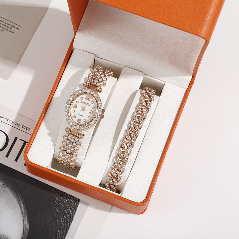 Vizualizați model nou Brățară cu diamante ceas de lux cu diamante complet pentru femei, cu cureaua din oțel, ceas de damă în stil la modă de nișă cu diamante incrustate