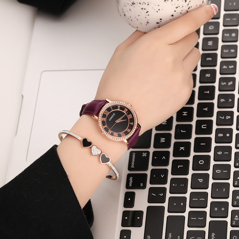 Versiunea coreeană a ceasului de cuarț pentru femei proaspăt, cu disc rezistent la apă, cu centură de modă cu cifre romane 