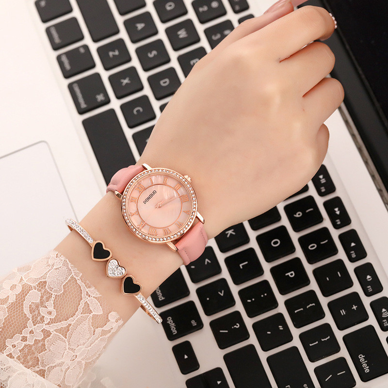 Versiunea coreeană a ceasului de cuarț pentru femei proaspăt, cu disc rezistent la apă, cu centură de modă cu cifre romane 