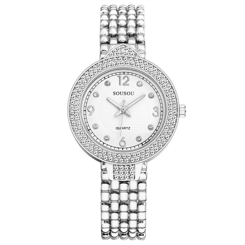 Ceas de brățară retro cu diamante de modă cu cadran mic Comerț exterior european și american Ceas versiune coreeană studentă comerț exterior Livrare comerț electronic