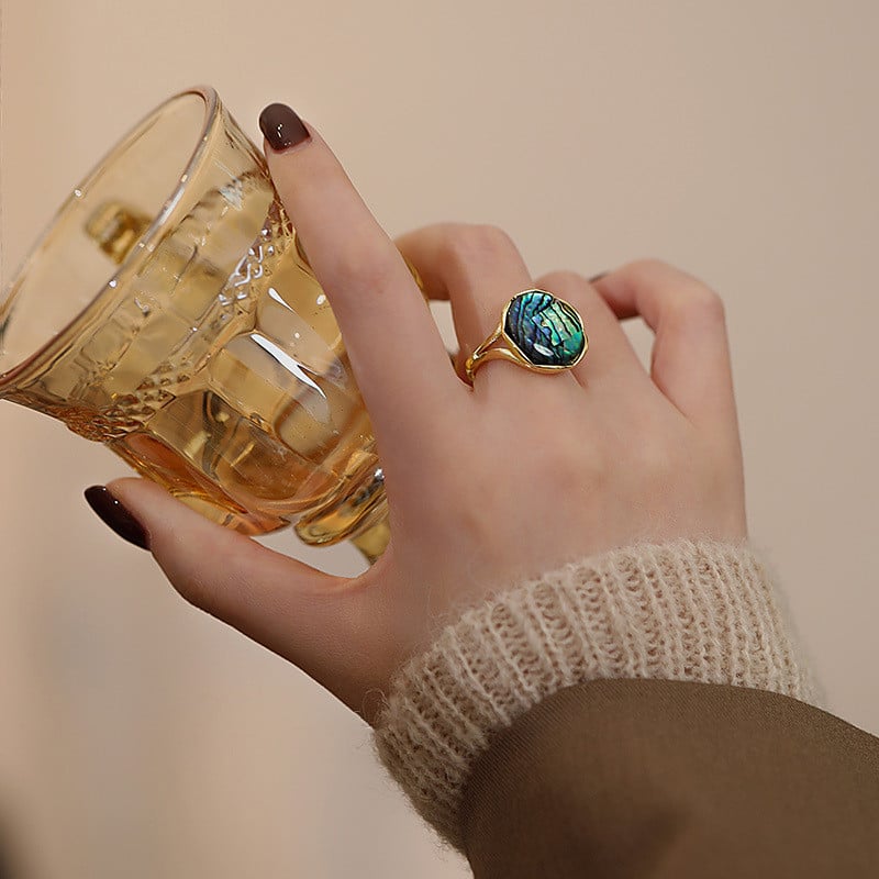 Inel popular Douyin placat cu alamă cu ureche albastră încrustată, temperament, lux ușor, senzație de vârf pentru femei,