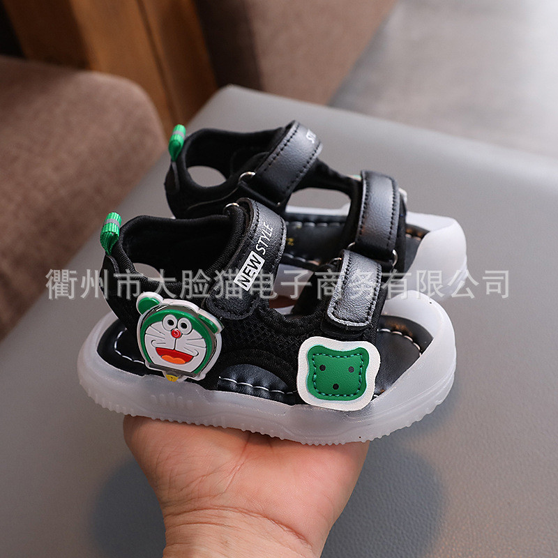 2024. aasta suvekuum Müüa laste rannajalatseid, meeste ja naiste varbakattega sandaale, laste libisemiskindlaid pehme põhjaga sandaale