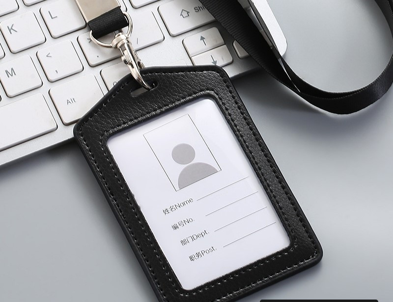 Valódi bőrből készült munkajelvény kártyatartó Alkalmazotti jelvénytartó kártyatartó Zsinóros munkajelvény gyári jelvénytartó Pickup kártyatartó 