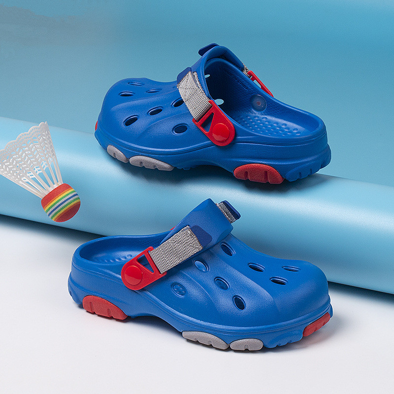 Lastele mõeldud suvekroksid 2024 uue stiiliga vabaaja kerged, libisemiskindlad ja kulumiskindlad paksu tallaga rannasandaalid poistele 