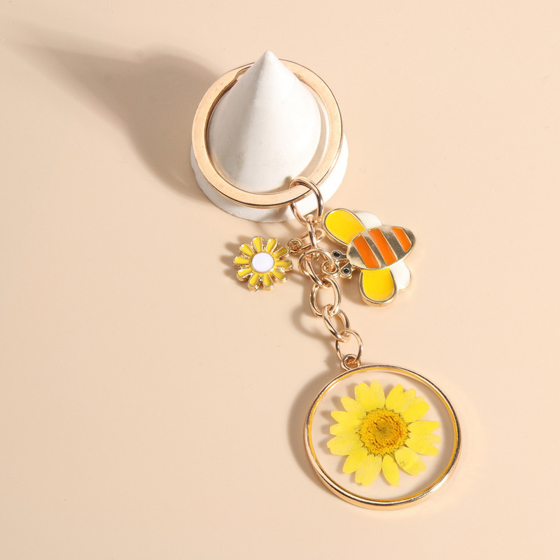 Kūrybinga nauja maža šviežių vyšnių žiedų vazoninė ramunė, miela bitelė katė pakabukas raktų pakabukas