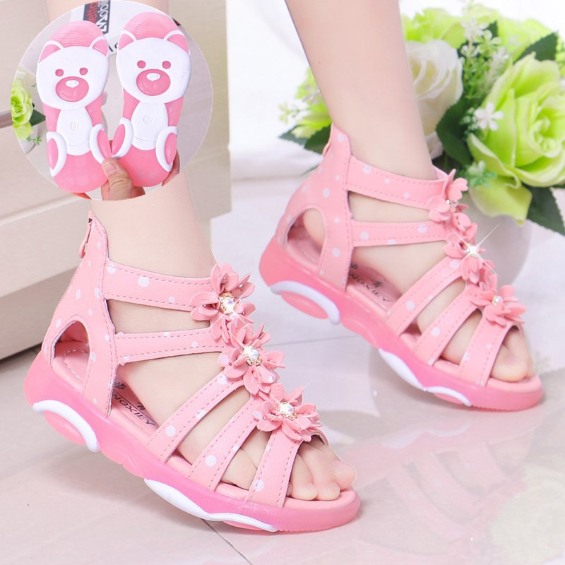 Pehme tallaga sandaalid 2024 suvine uus Korea versioon tüdrukud printsessikingad beebid pehme tallaga rannakingad õpilased keskmised ja vanemad lapsed