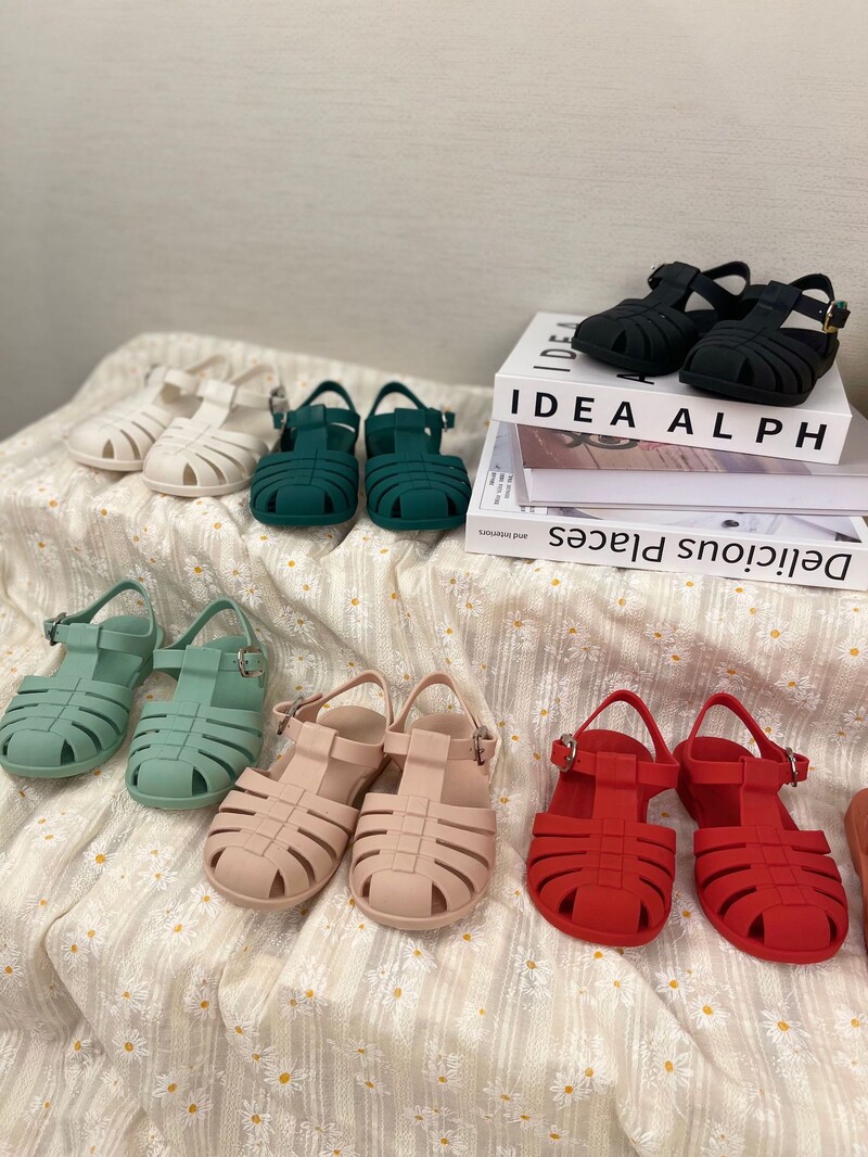 Beebitüdrukute suvesandaalid 2–7-aastastele väikelastele Pehmed, libisemiskindlad Princess Solid Kids Candy Jelly Lastejalatsid vabaaja Rooma sandaalid