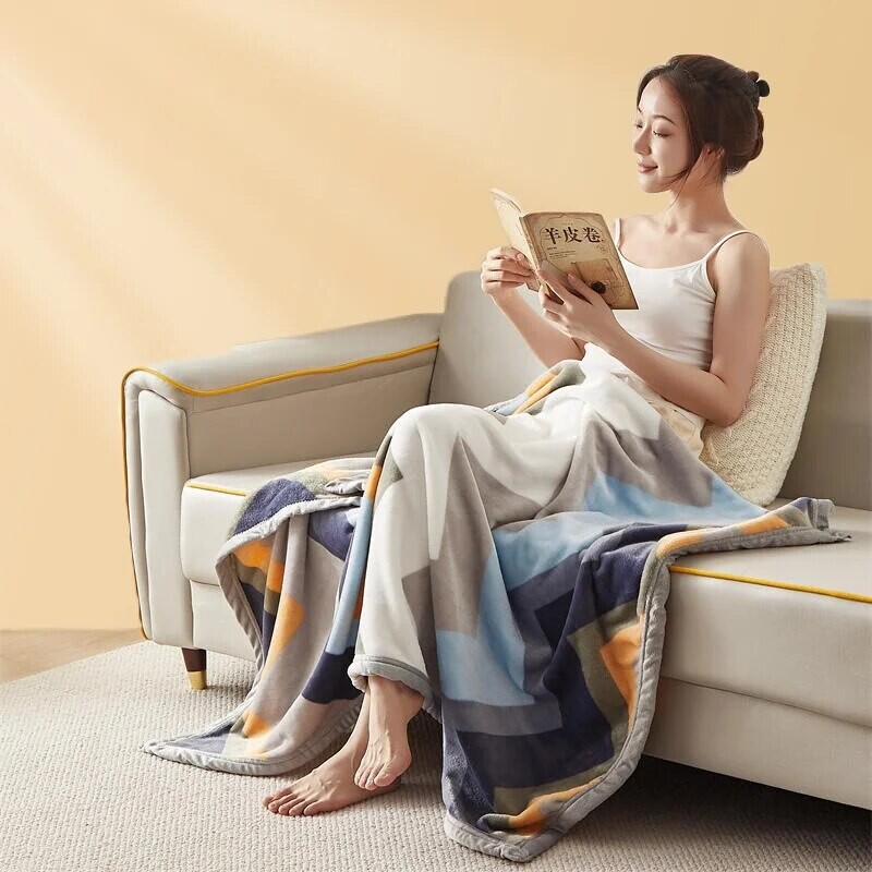 Itin minkšta flanelinė antklodė, sustorėjusi oro kondicionavimo antklodė