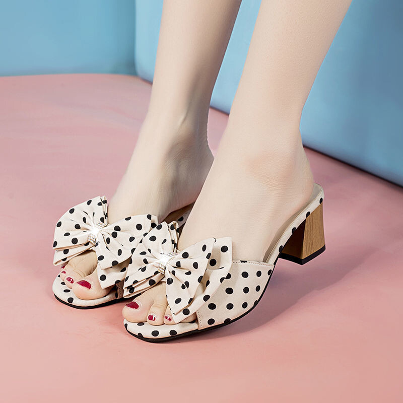 Green Companion uus suvine Hongkongi stiilis keskmise kontsaga sussid Naiste paksu kontsaga kikilipsu sandaalid õues