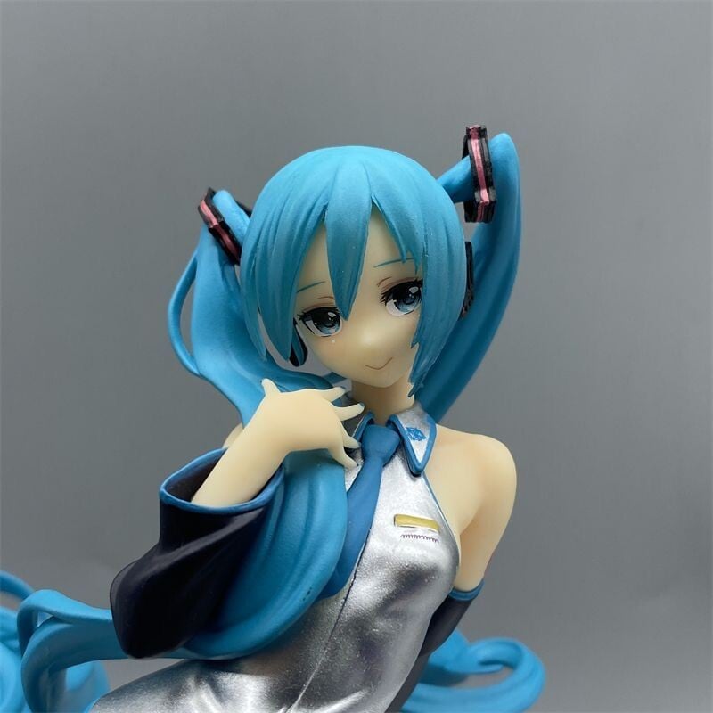 Hatsune Miku meeste ja naiste uus isikupärastatud loominguline kahemõõtmeline animatsioonikuju mudel auto šassii dekoratiivsed kaunistused