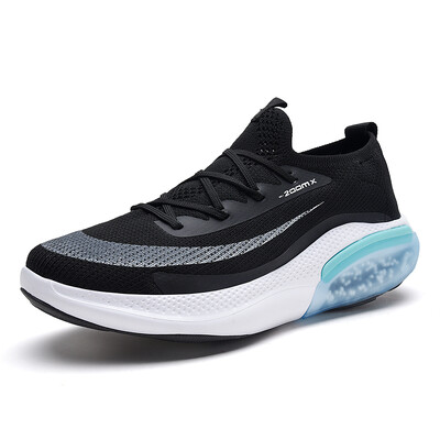 Meeste jooksujalatsid võrkkangast maratoni naiste jooksujalatsid Luksusliku disainiga nööriga tennised 2024 uued meeste tossud