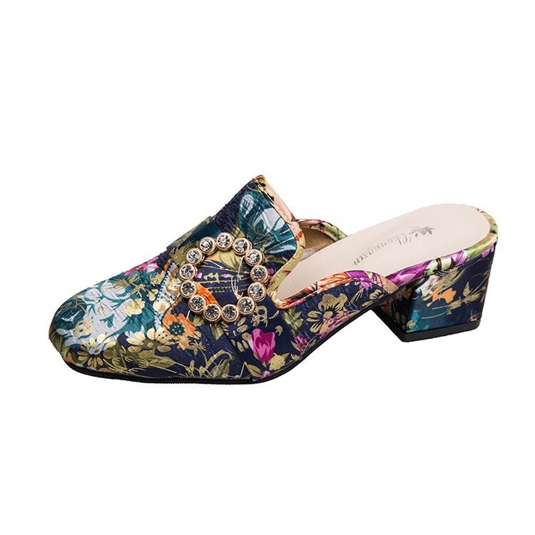 Euroopa jaam 2022, suvi uued Baotou poolsussid, kivist vennaslill, paks konts, keskmise kontsaga sandaalisussid, naiste mood