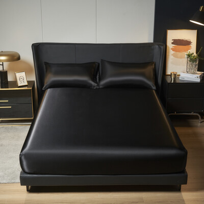 Kuup 100%polüester 3tk satiinpind Voodipesu Paigaldatud lina ja padjapüürid Komplekt Elastne riba Madratsi katte King voodi kate