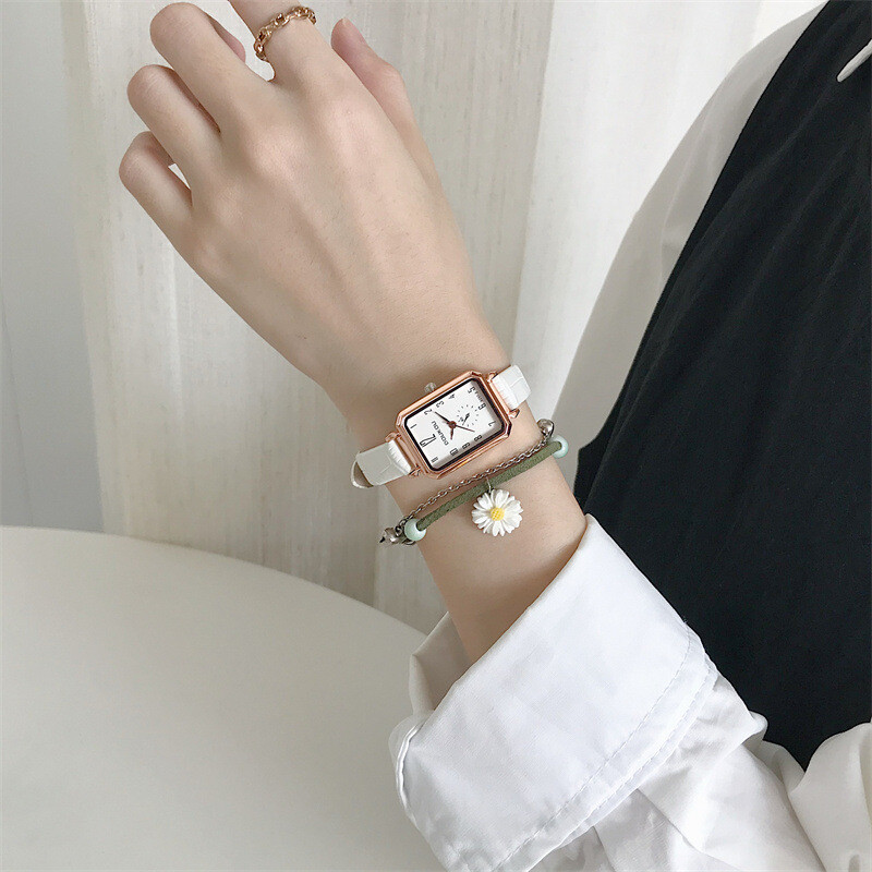 Itin plonas kvadratinis moteriškas laikrodis moteriškas niša 2021 m. naujas moteriškas mados temperamentas mažas įmantrus paprastas