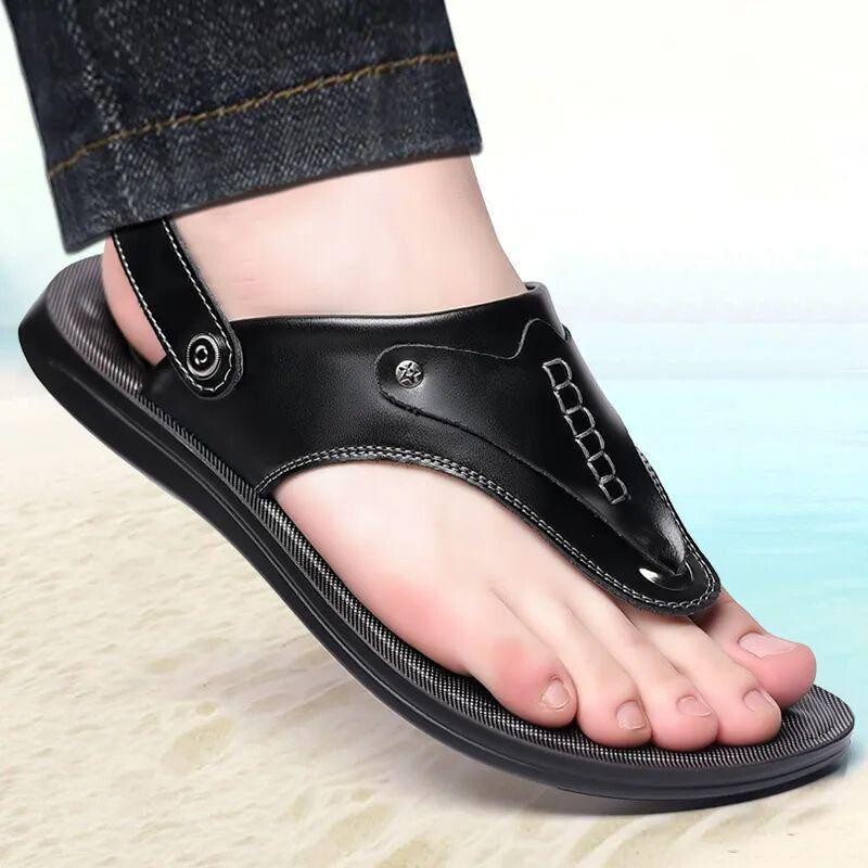 Suvised uued vasikanahast vabaaja rannajalatsid ehtsast nahast kulumiskindlad libisemiskindlad meeste sandaalid ja sussid keskealistele ja täiskasvanutele