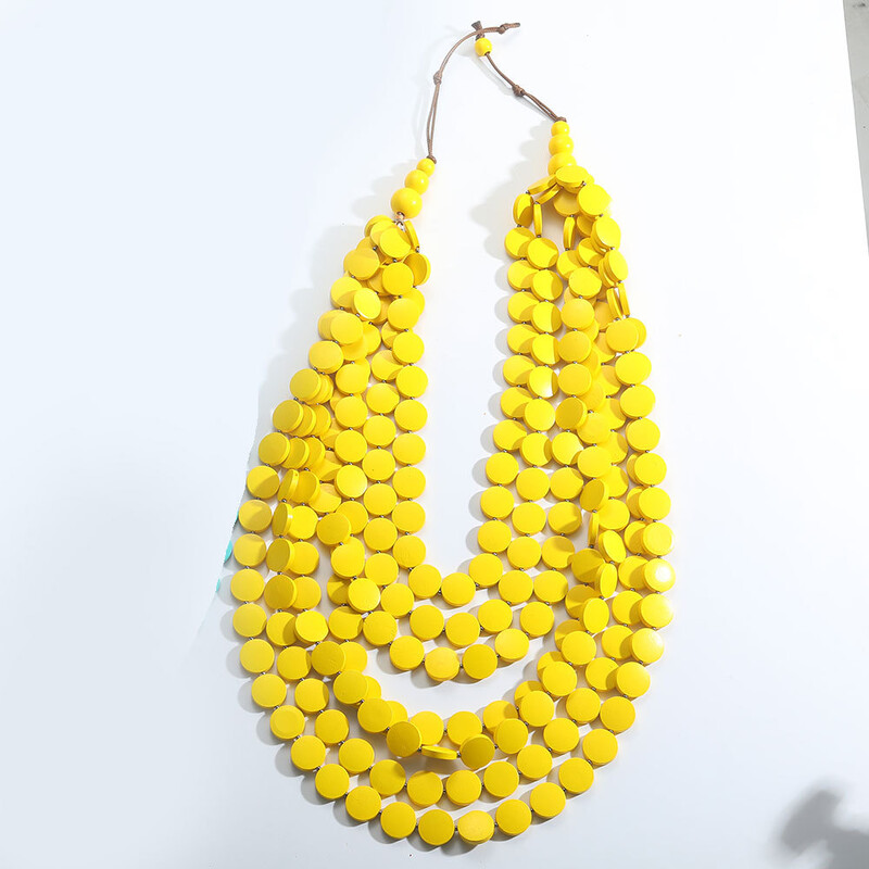 Populiarus perdėtas nepriklausomos stoties stilius, daugiasluoksniai mediniai karoliukai, raktikaulio grandinėlė, minimalistinė asmenybė, unikalūs karoliai, moteriški papuošalai