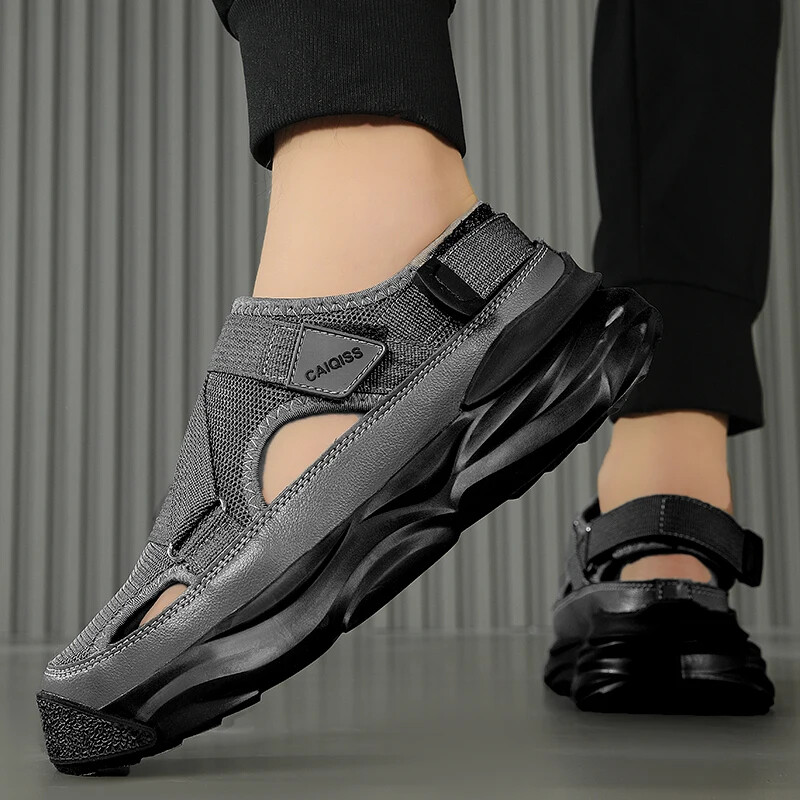 Uued meeste sandaalid suur pehme põhi kõrgendavad suvised sandaalid pakett pea hingavad rannajalatsid õues vaba aja veetmise suurus 36-45