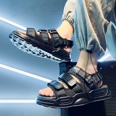 Meeste sandaalid Suvised spordisandaalid Meeste vabaaja jalanõud Vabaaja jalanõud Meestele Õues Mood Puhkuse Rannasandaalid Suur suurus