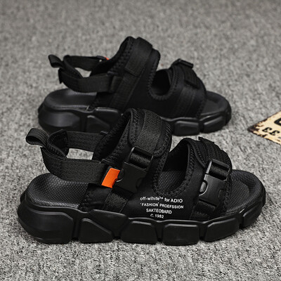 Meeste sandaalid suvised uued meeste vabaajajalatsid meestele, plätud, sussid, rannad, rooma vaba aja veetmine, meeste sandaalid