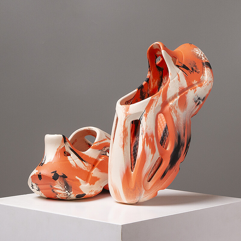 Unisex paplūdimio sandalai EVA Moteriški Vyriški tuščiaviduriai sodo batai Surišti dizainerio šlepetės sportbačiai vandens batai slydimo ant putplasčio bėgimo