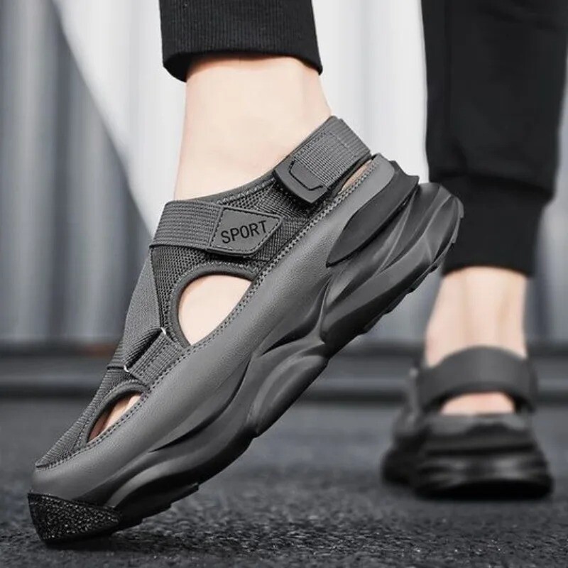 Modne dizajnerske muške sandale Prozračne ležerne cipele za muškarce Neklizajuće sandale za plažu za vanjsku upotrebu 2024. Nove muške