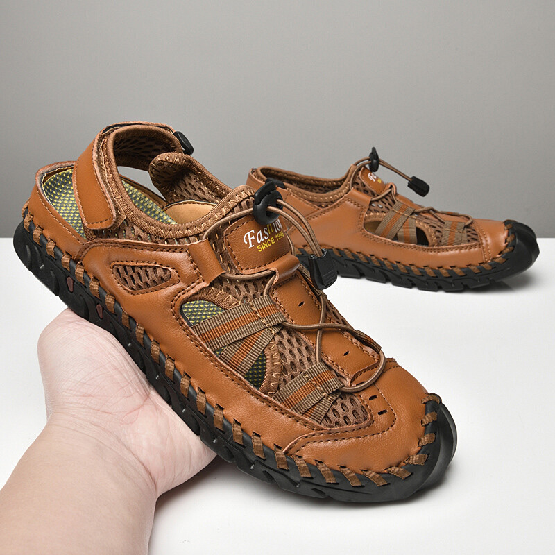 Suvised meeste sandaalid vabaaja jalanõud Itaalia meeste kingad Kaubamärgid Outdoor Snearkes hingavad sussid Meeste paadikingad Chaussure Homme