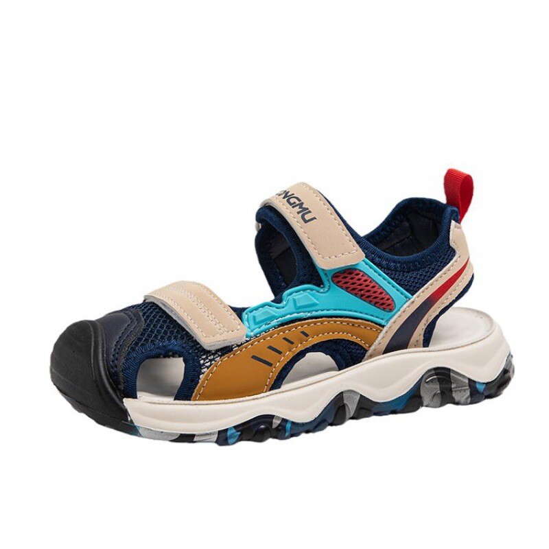 Vaikiški basutės berniukams 2024 m. Nauji vasariniai gražūs sportiniai basutės su minkšta apačia berniukų paplūdimio batai vidutinio ir vyresnio amžiaus vaikams