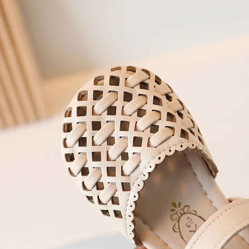 Väikeste tüdrukute sandaalid, kate, varvas, õõnsad, pehmest polü-nahast laste liugurid, lihtsad, mugavad, 21-30, heledad, korterid, suvised lapsed