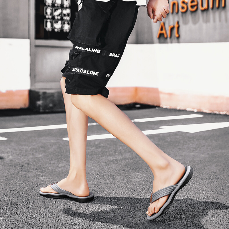 Kvaliteetsed brändimood meeste plätud suvised rannaplätud Meeste vabaaja hingavad paksud rannasussid õues