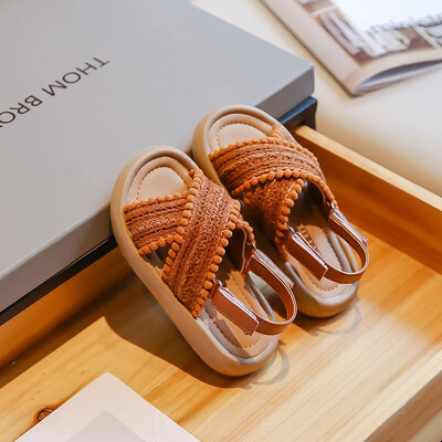 Παιδικά Μόδα Κορίτσια σανδάλια 2024 Νέα Μαλακά Ethnic Γαλλικά Ανεμοδάχτυλα Δροσερά αναπνεύσιμα παπούτσια Princess Παιδική ευέλικτη πλατφόρμα