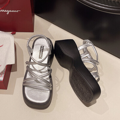 2024. aasta suvised paksud naiste sussid, moe mugavus, avatud varvaste platvormiga, paksu kontsaga slaididega rannasandaalid