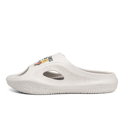 2024. aasta uued meeste massaažisussid, liugused siseruumides, välisandaalid, vabaajajalatsid rannas, mugava tallaga meeste sussid