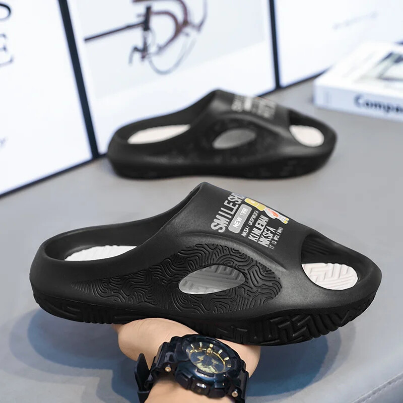 2024. aasta uued meeste massaažisussid, liugused siseruumides, välisandaalid, vabaajajalatsid rannas, mugava tallaga meeste sussid